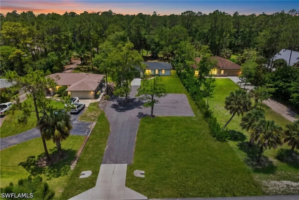 1740 20th Avenue NE Naples FL 34120
