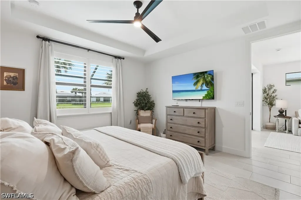 1940 Sierra Court Naples FL 34120