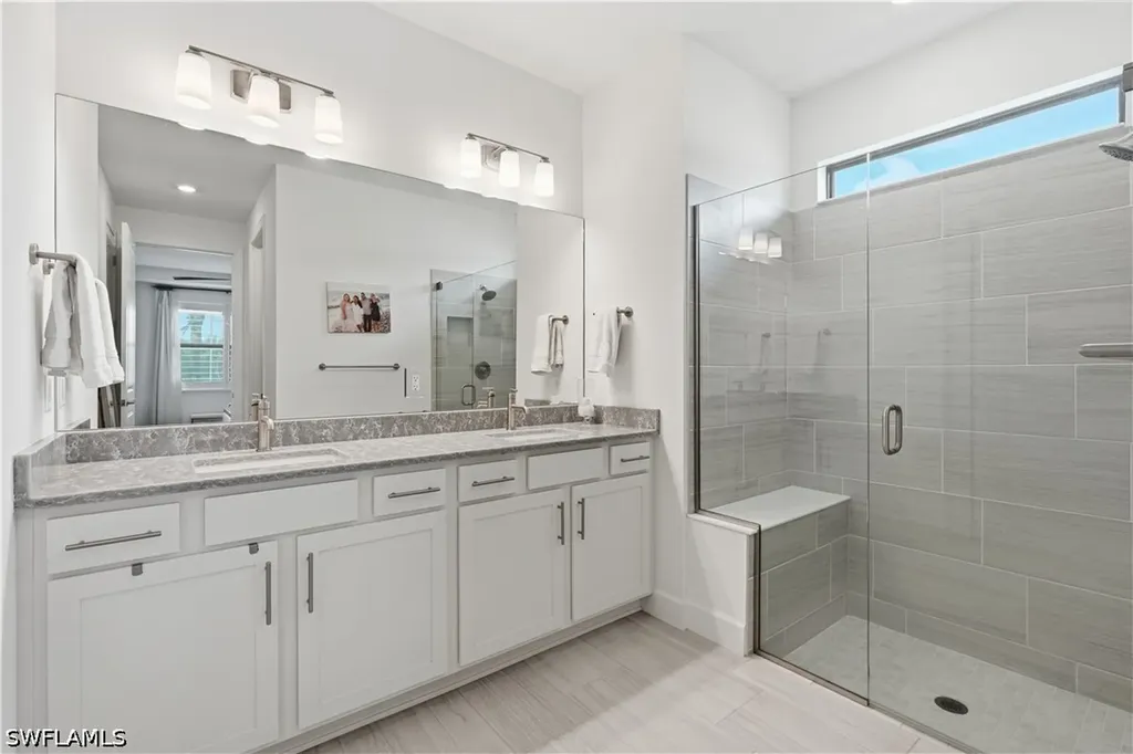 1940 Sierra Court Naples FL 34120