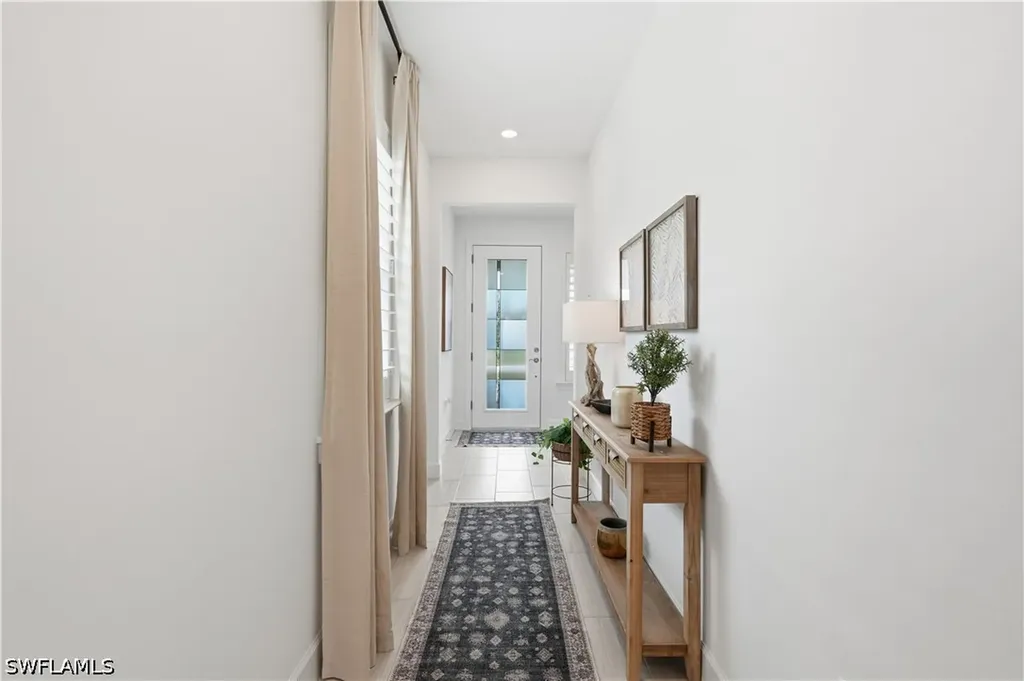 1940 Sierra Court Naples FL 34120