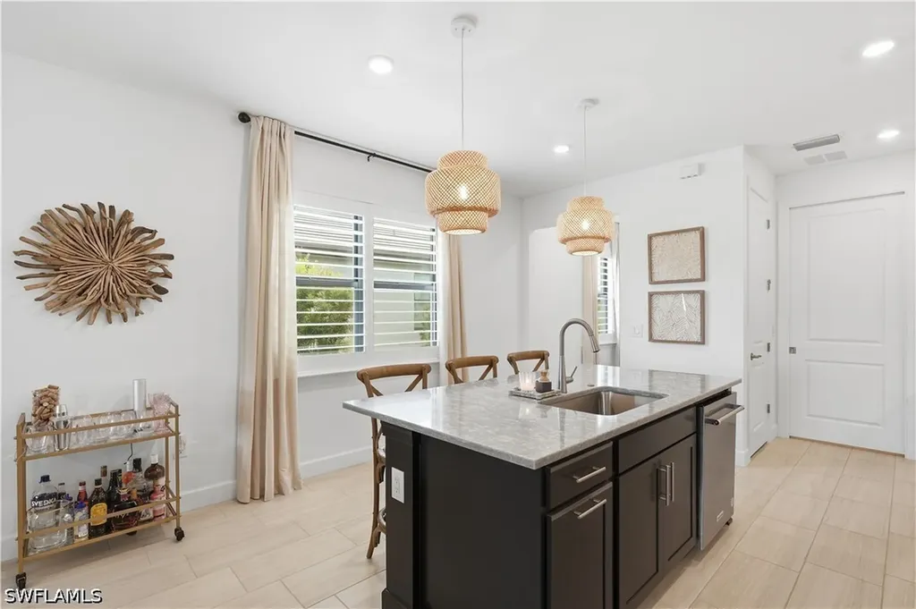 1940 Sierra Court Naples FL 34120