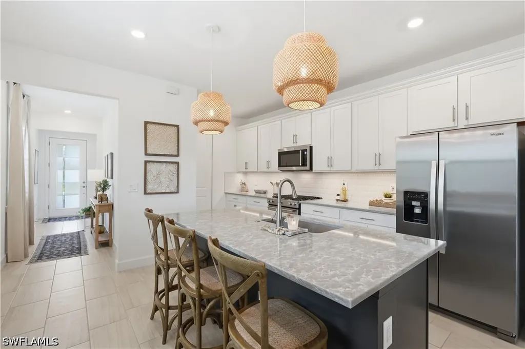 1940 Sierra Court Naples FL 34120