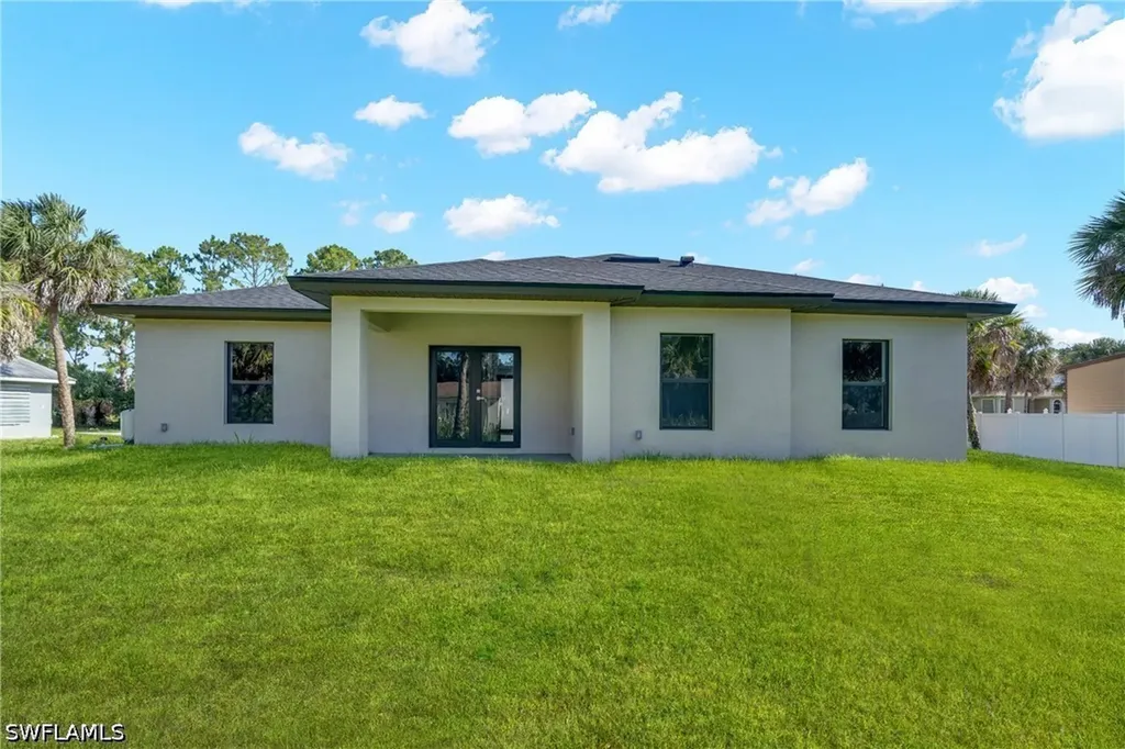 205 W 7th Street Lehigh Acres FL 33972