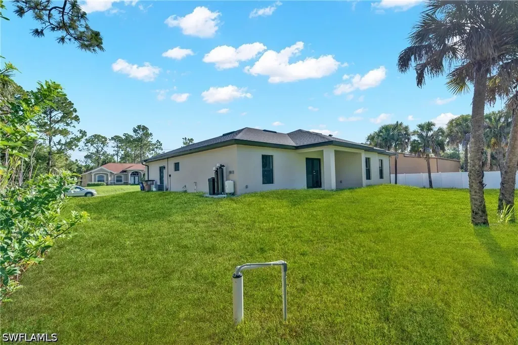 205 W 7th Street Lehigh Acres FL 33972