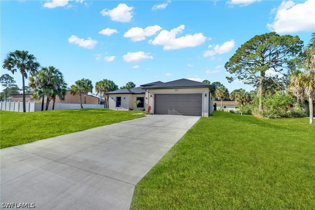 205 W 7th Street Lehigh Acres FL 33972