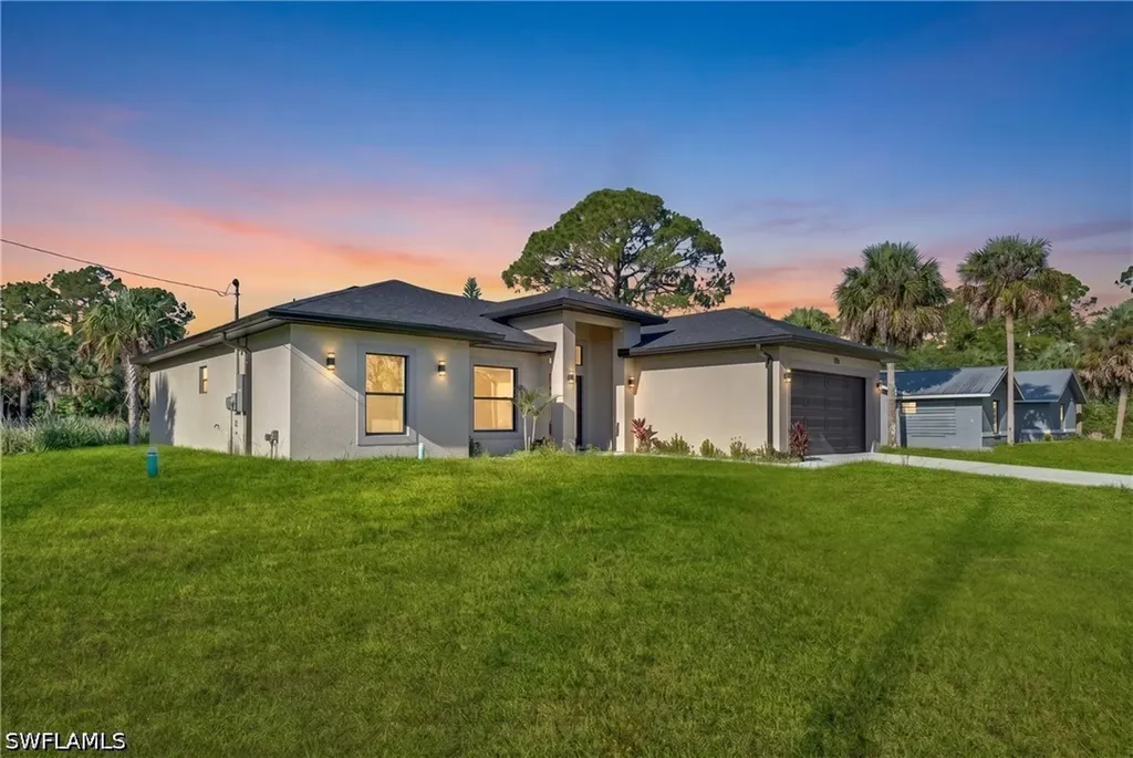 205 W 7th Street Lehigh Acres FL 33972