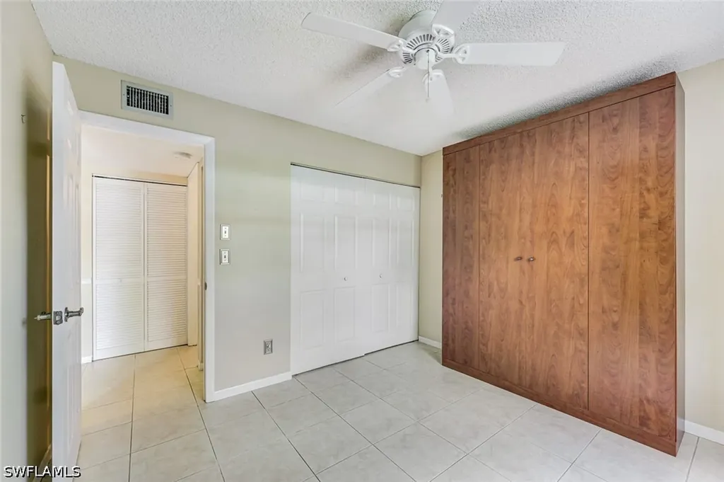 1702 Kings Lake Boulevard Naples FL 34112