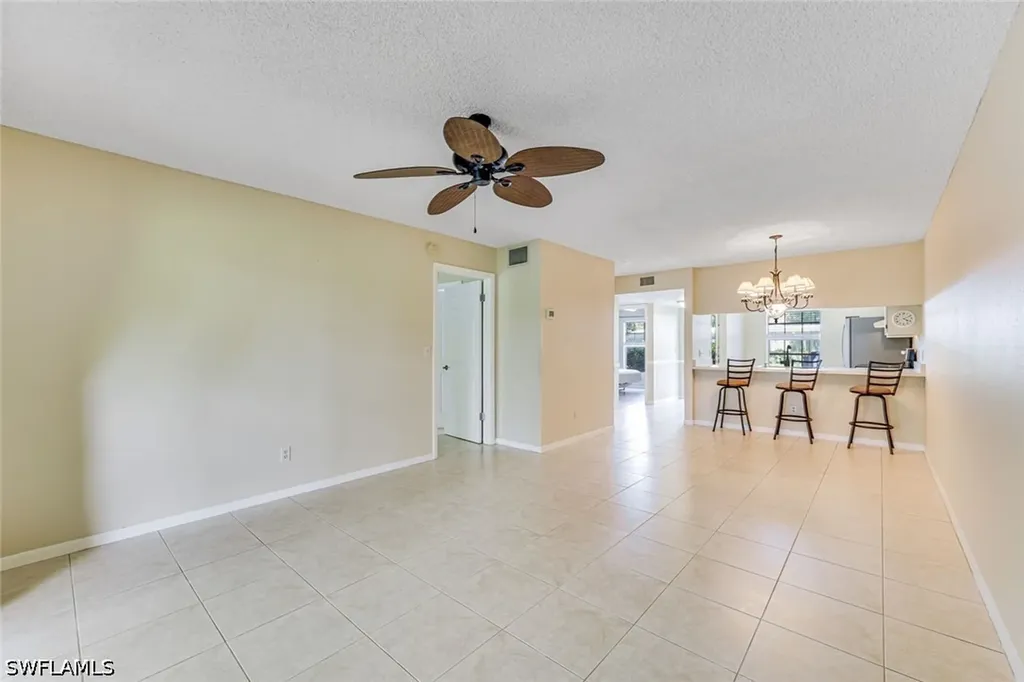 1702 Kings Lake Boulevard Naples FL 34112