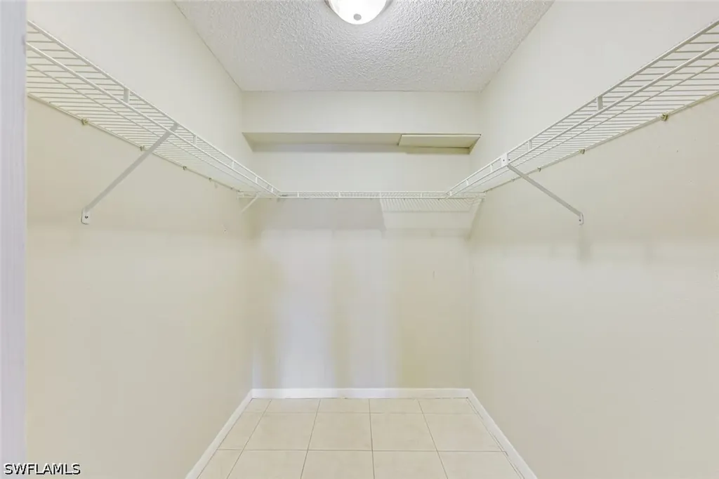 1702 Kings Lake Boulevard Naples FL 34112