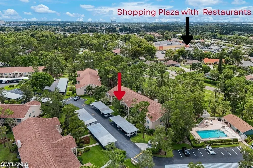 1702 Kings Lake Boulevard Naples FL 34112