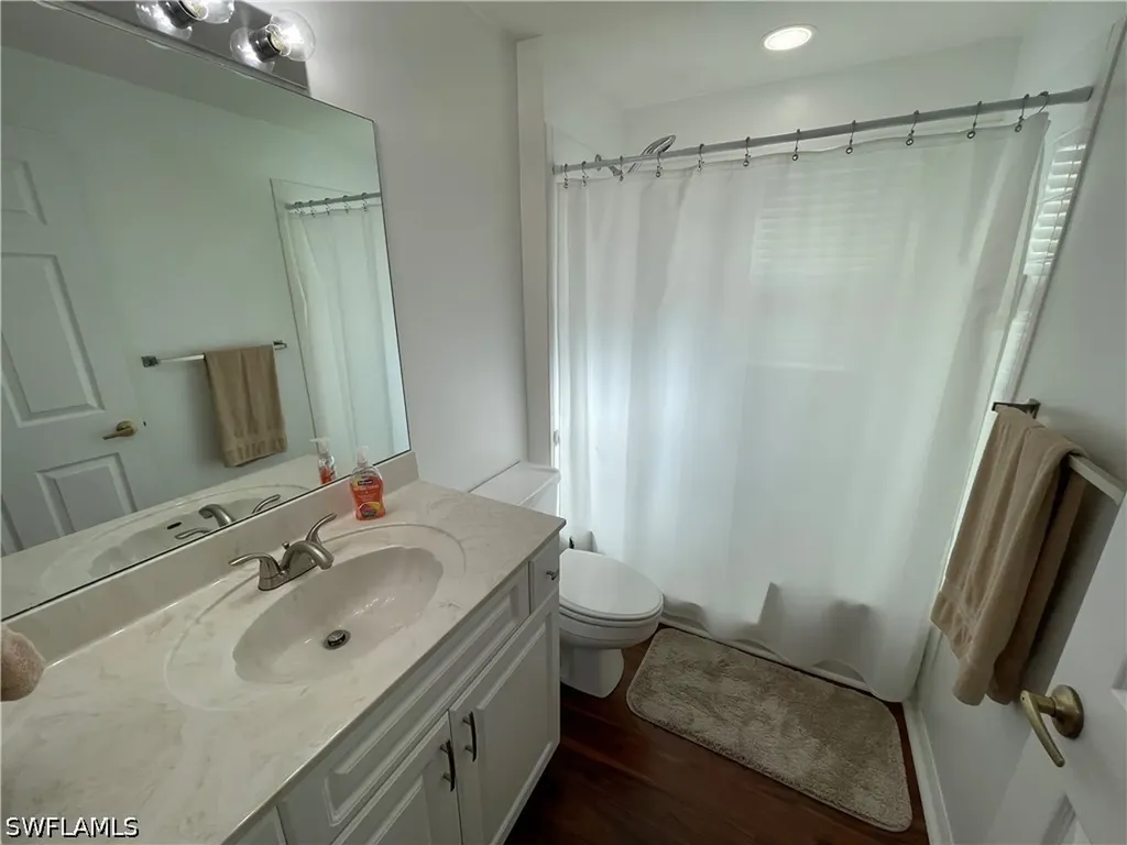 5708 Greenwood Circle Naples FL 34112