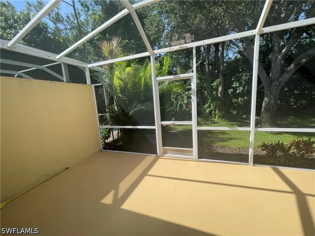 5708 Greenwood Circle Naples FL 34112