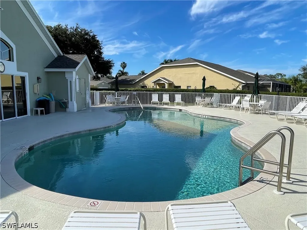 5708 Greenwood Circle Naples FL 34112