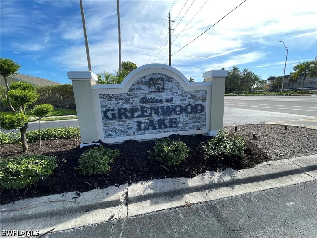 5708 Greenwood Circle Naples FL 34112