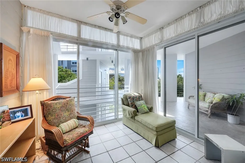 828 Hideaway Circle E Marco Island FL 34145