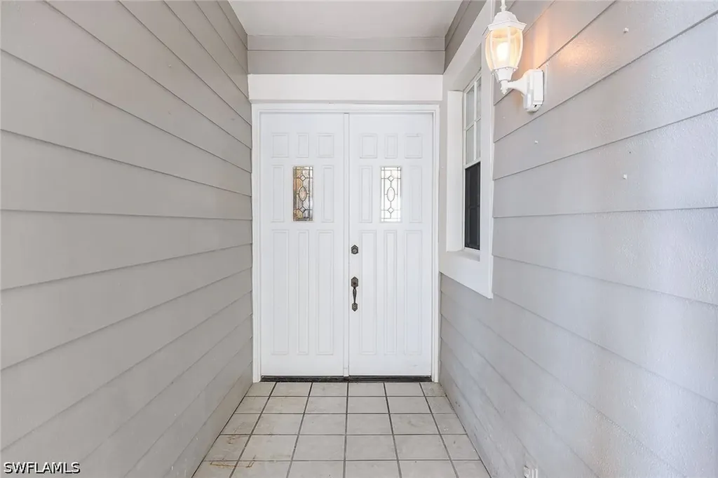 828 Hideaway Circle E Marco Island FL 34145