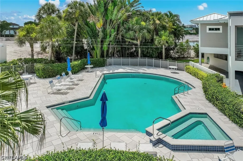 828 Hideaway Circle E Marco Island FL 34145