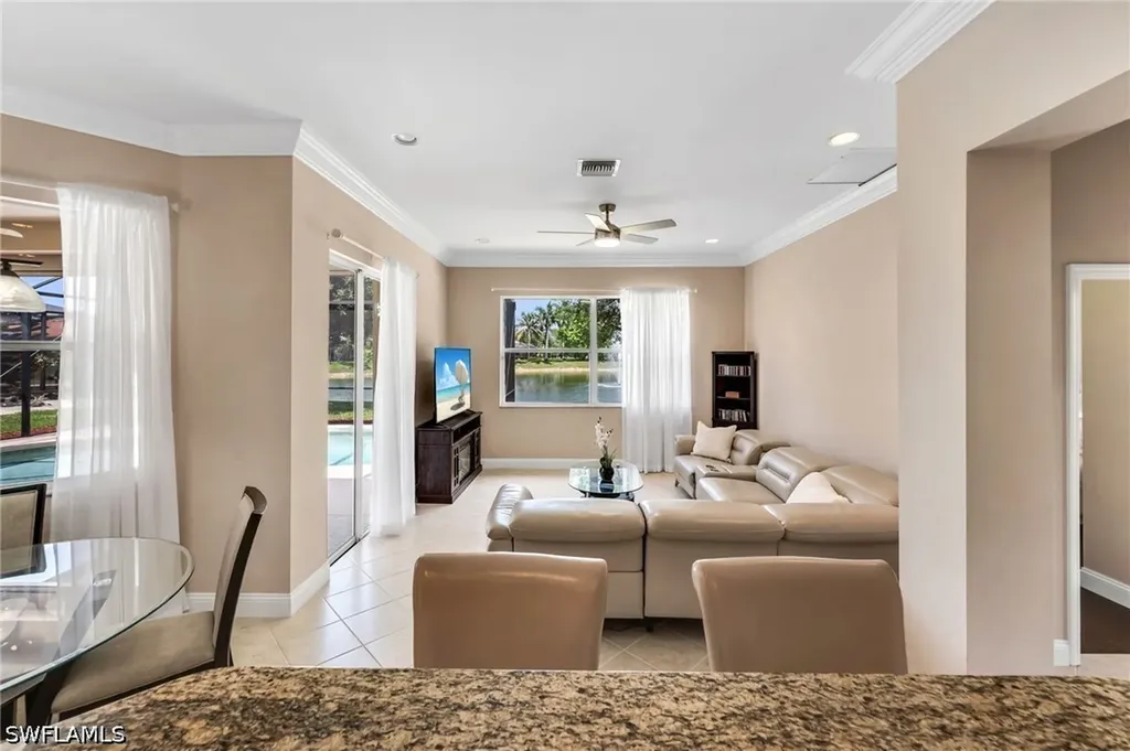 934 Tropical Bay Court Naples FL 34120