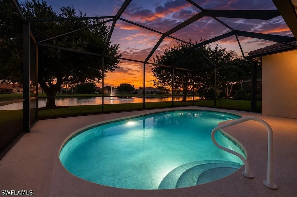 934 Tropical Bay Court Naples FL 34120