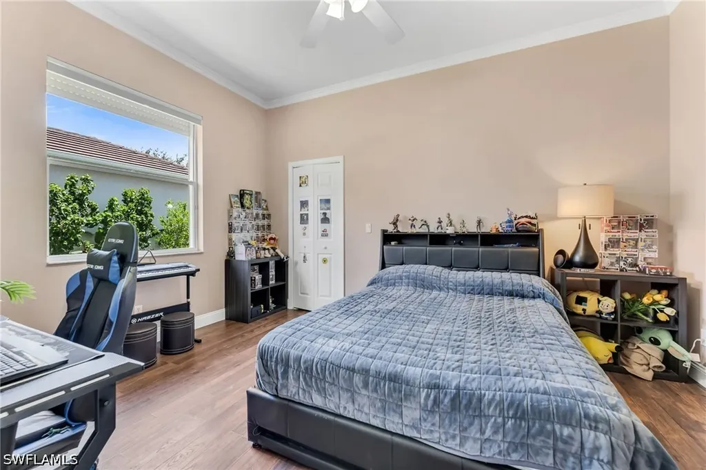 934 Tropical Bay Court Naples FL 34120