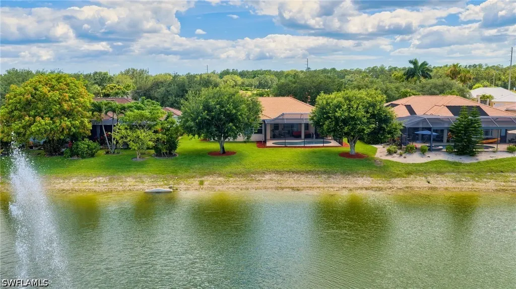 934 Tropical Bay Court Naples FL 34120