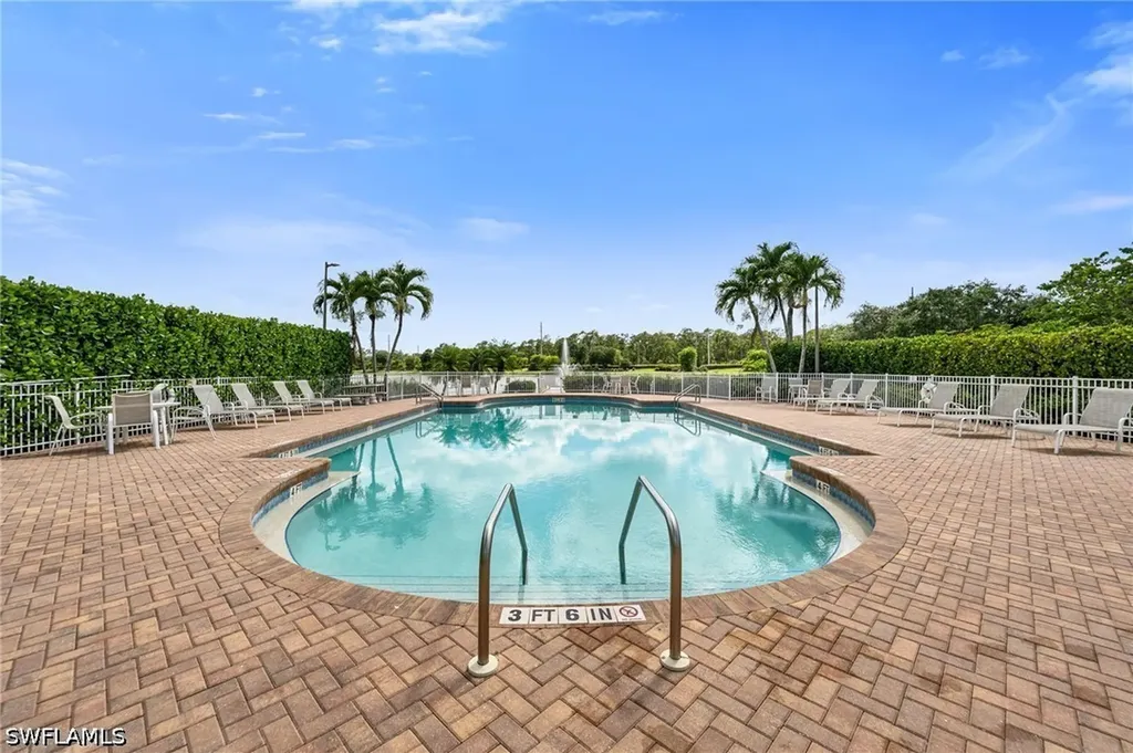 934 Tropical Bay Court Naples FL 34120