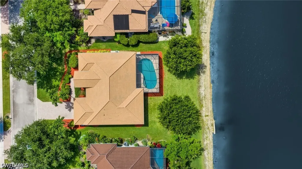 934 Tropical Bay Court Naples FL 34120