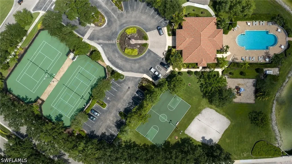 934 Tropical Bay Court Naples FL 34120