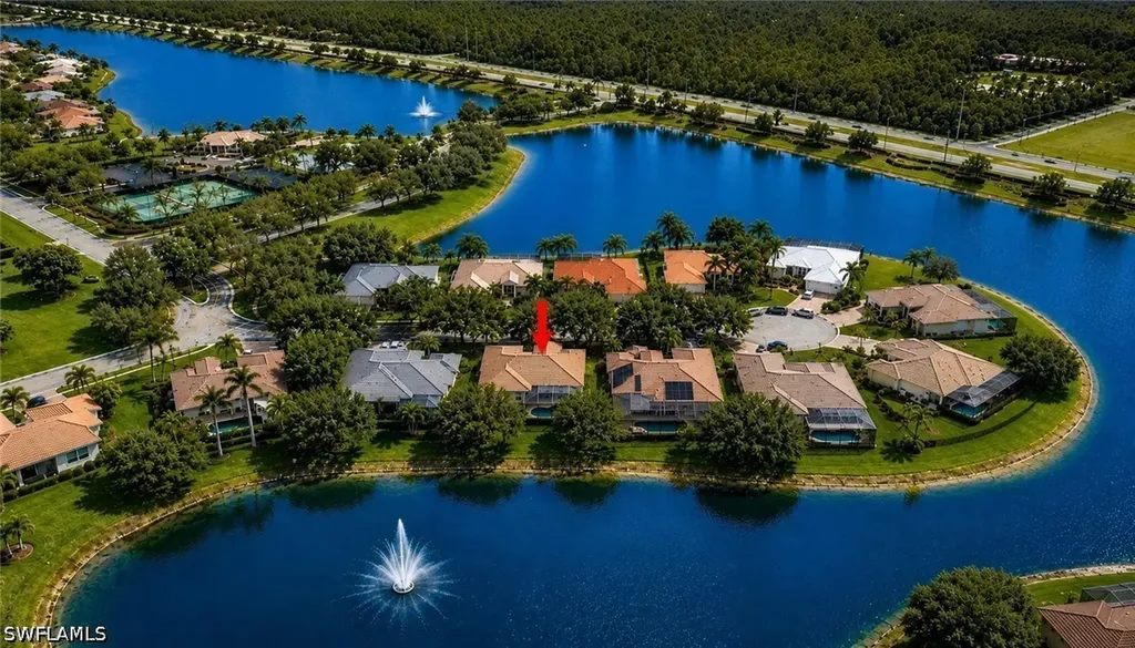 934 Tropical Bay Court Naples FL 34120