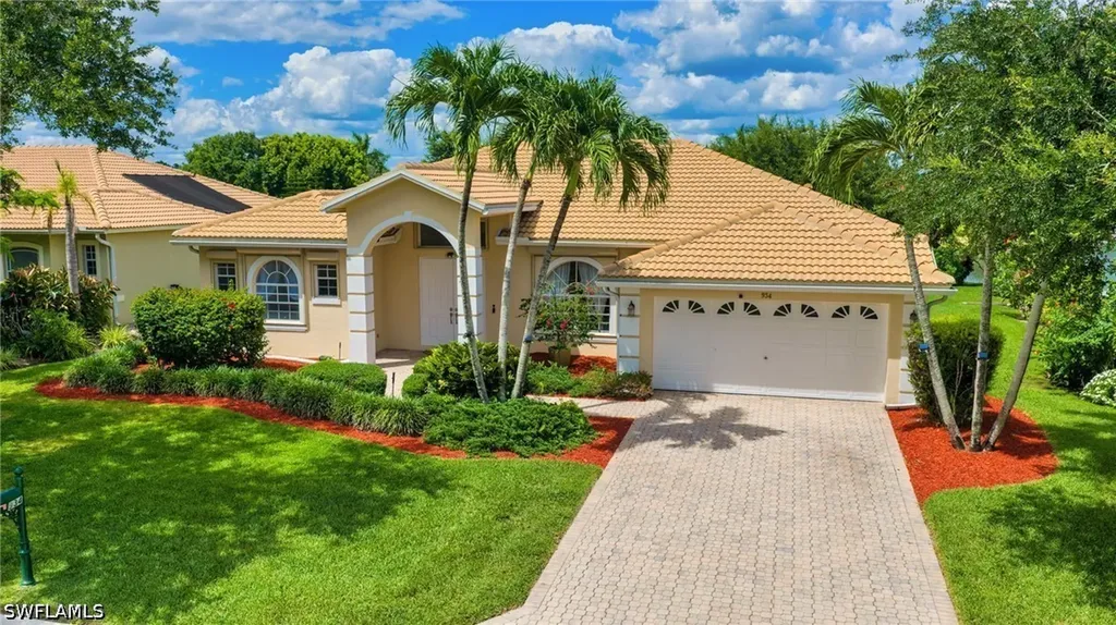 934 Tropical Bay Court Naples FL 34120