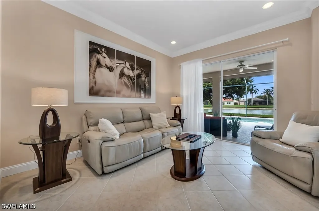 934 Tropical Bay Court Naples FL 34120