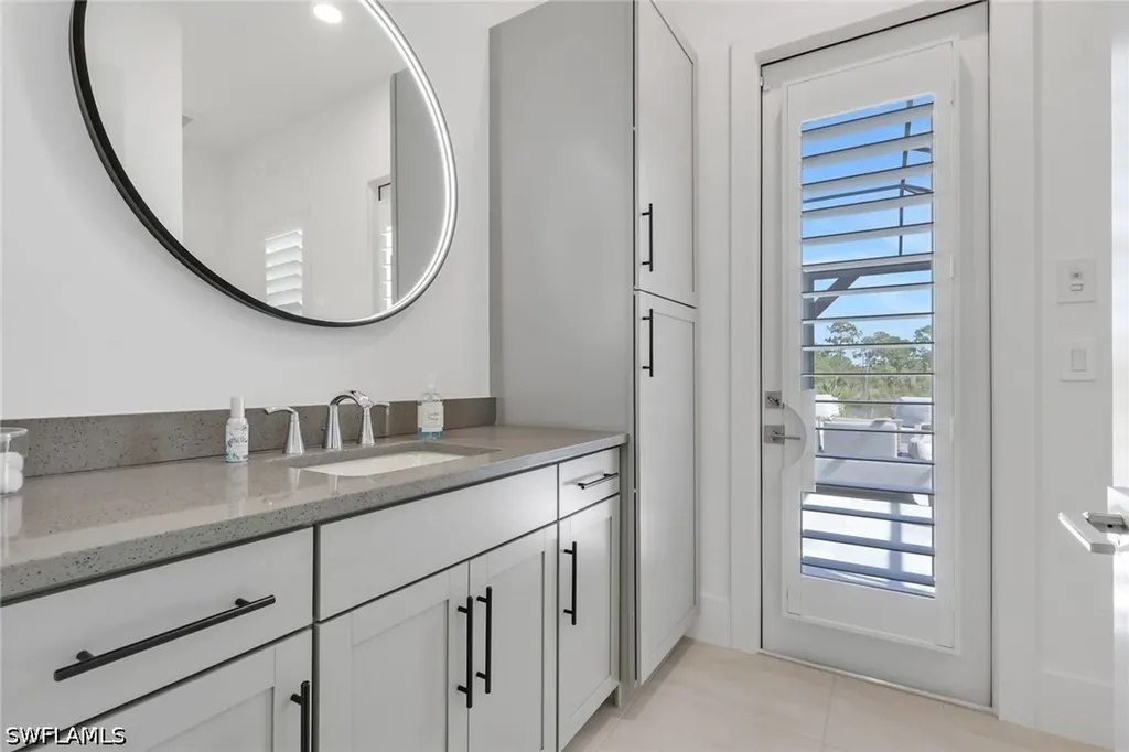 8777 Santo Domingo Drive Naples FL 34112