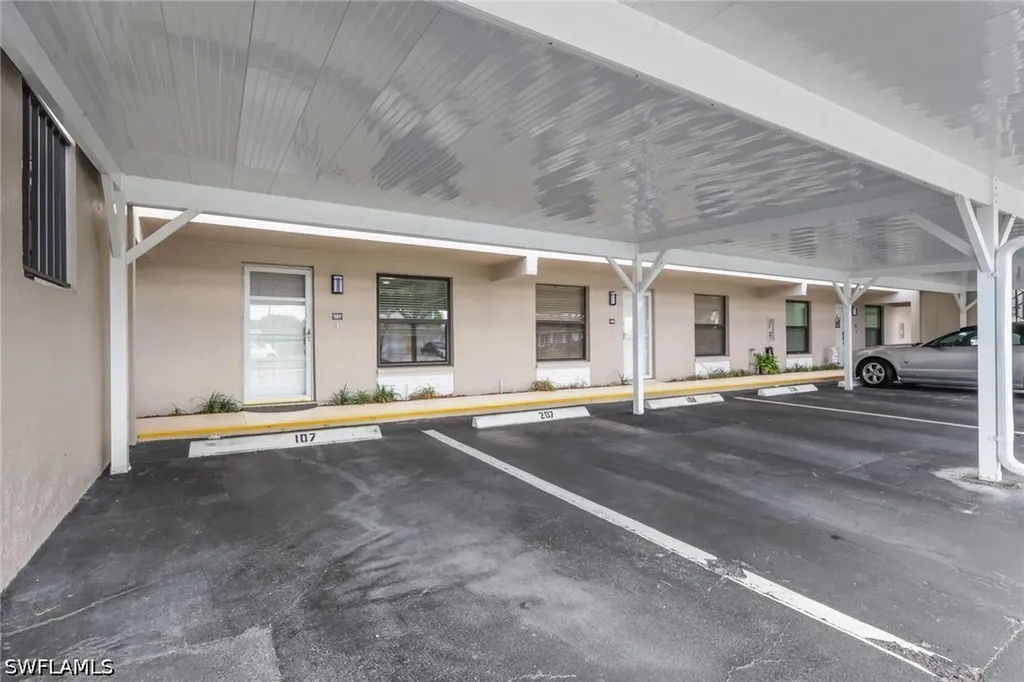 912 SW 48th Terrace Cape Coral FL 33914