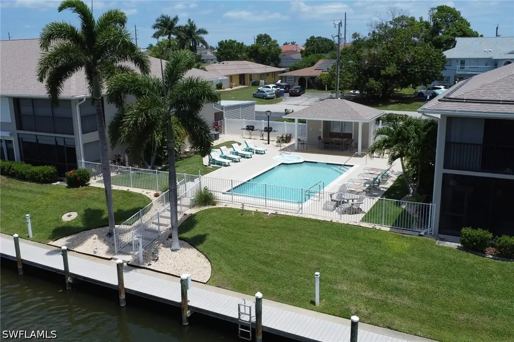 912 SW 48th Terrace Cape Coral FL 33914