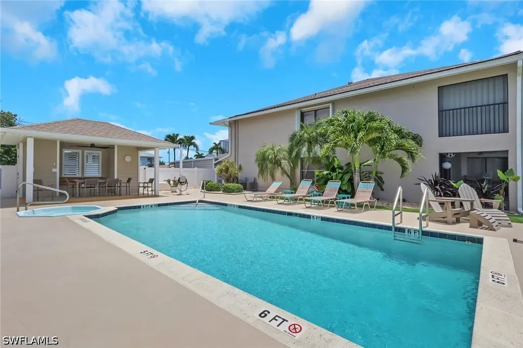 912 SW 48th Terrace Cape Coral FL 33914