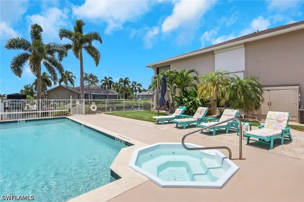 912 SW 48th Terrace Cape Coral FL 33914