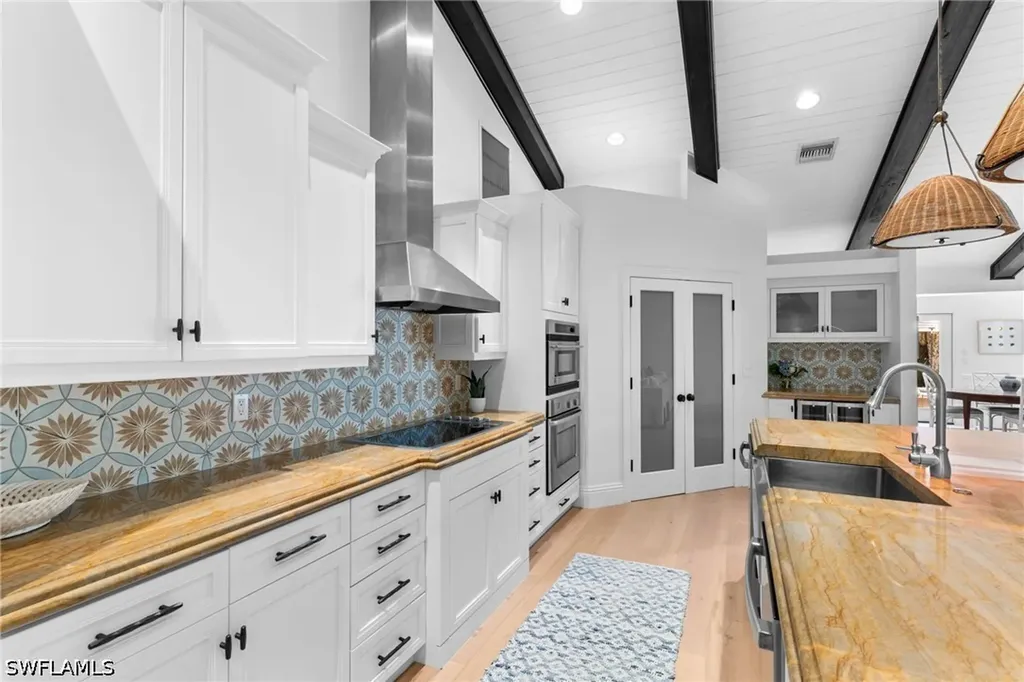 436 Corbel Drive Naples FL 34110