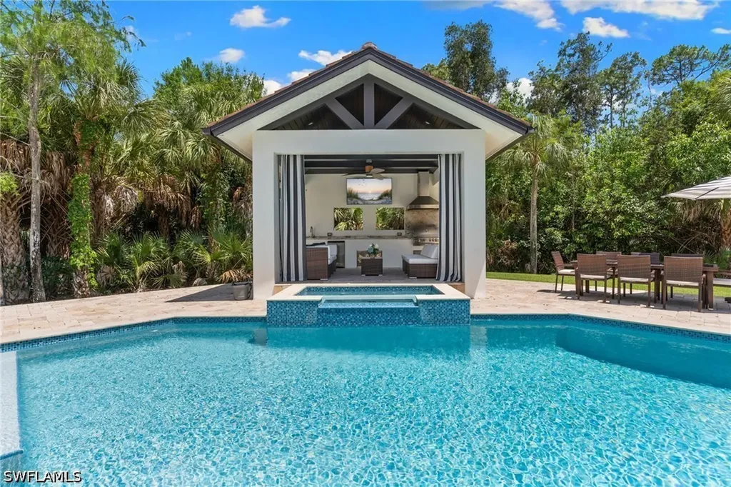 436 Corbel Drive Naples FL 34110