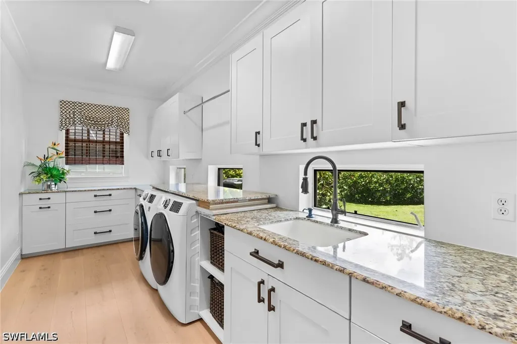 436 Corbel Drive Naples FL 34110
