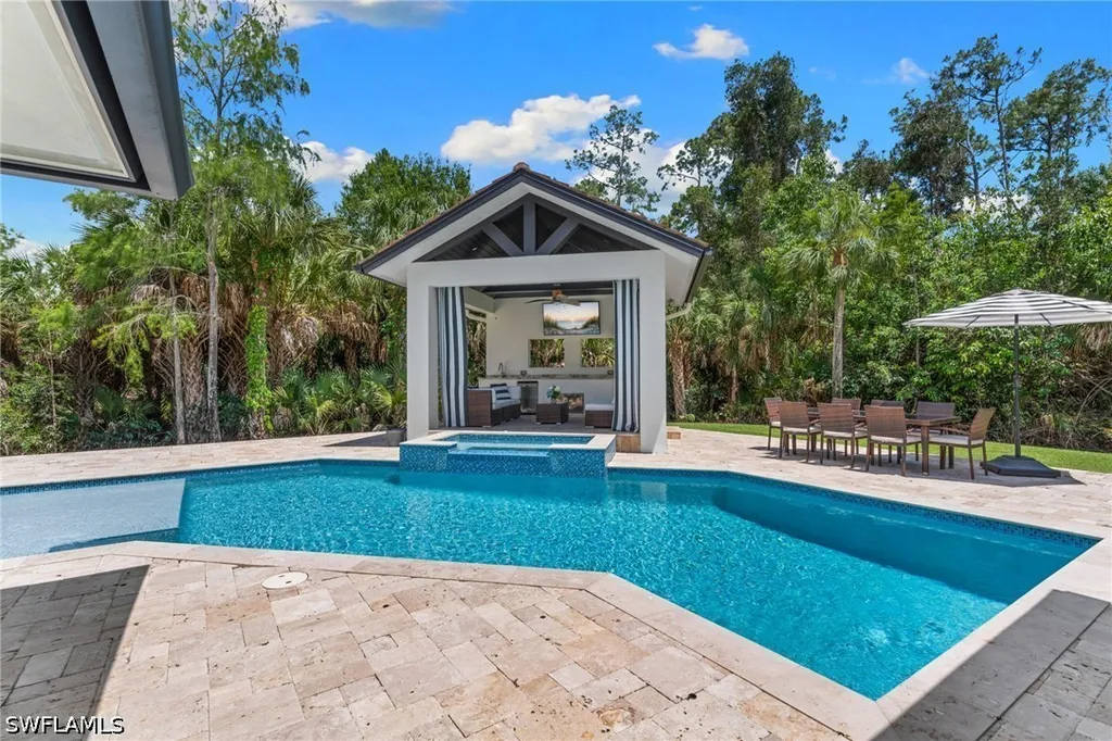 436 Corbel Drive Naples FL 34110