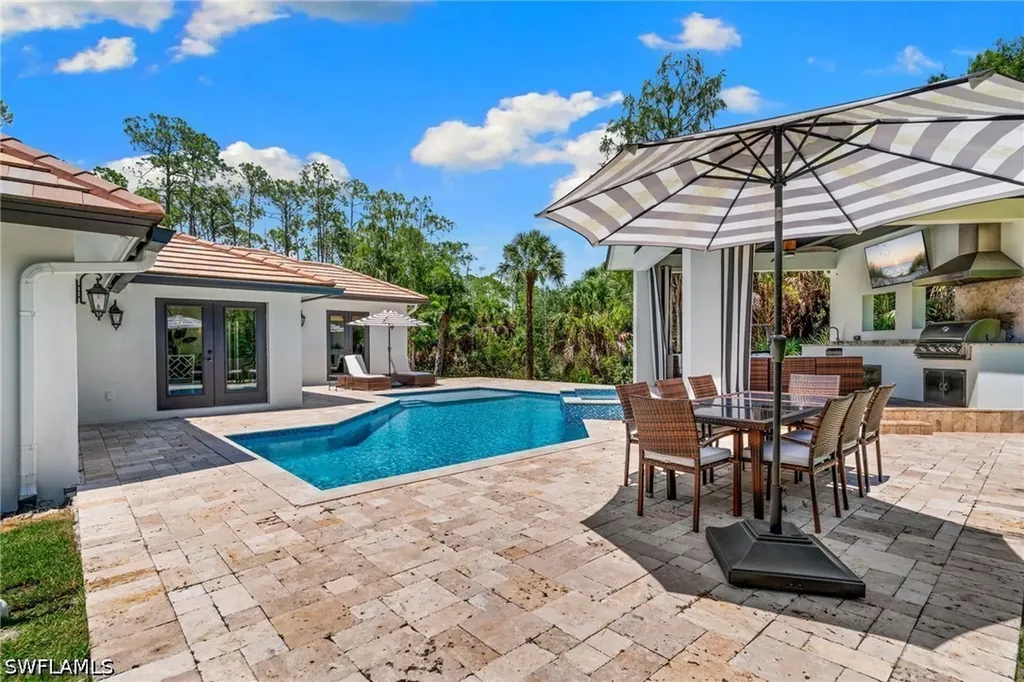 436 Corbel Drive Naples FL 34110