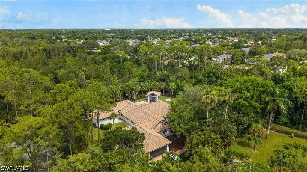 436 Corbel Drive Naples FL 34110