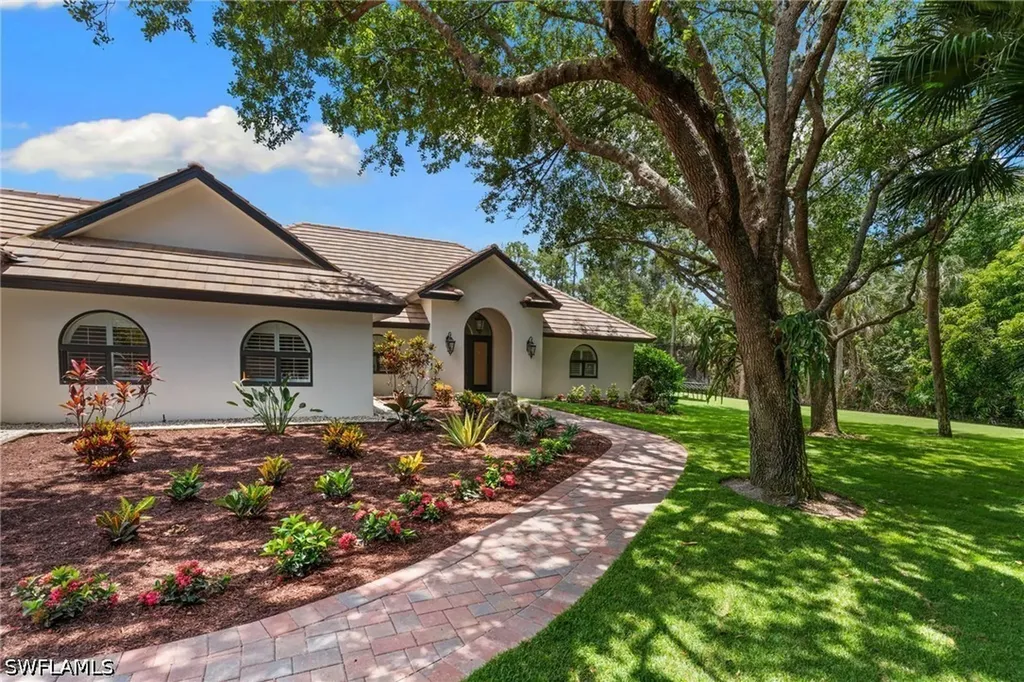 436 Corbel Drive Naples FL 34110