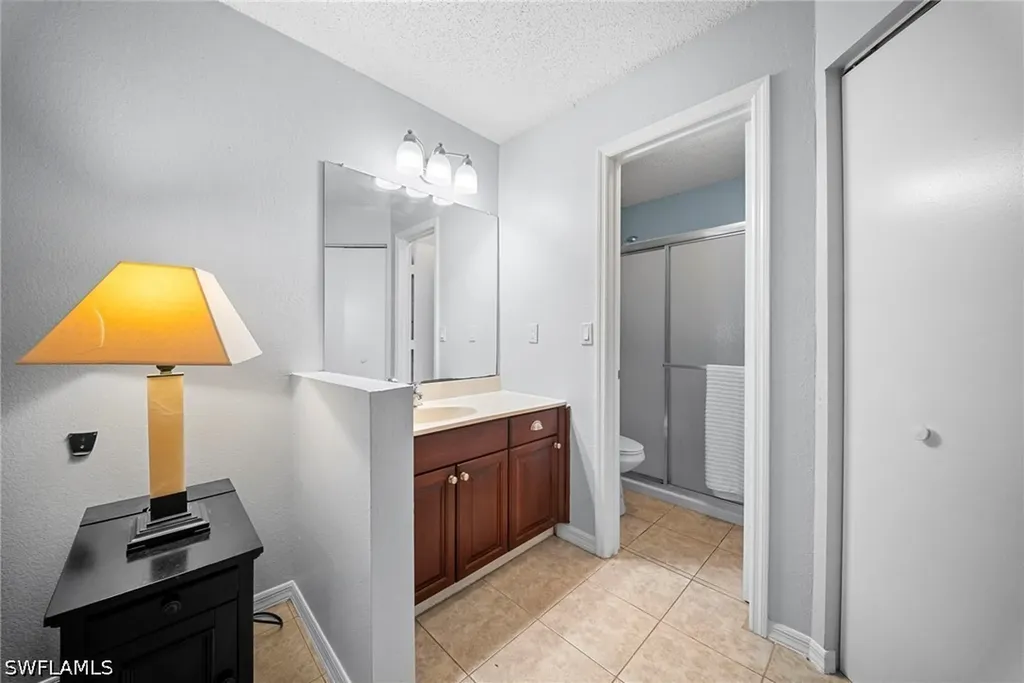 12700 Equestrian Circle Fort Myers FL 33907