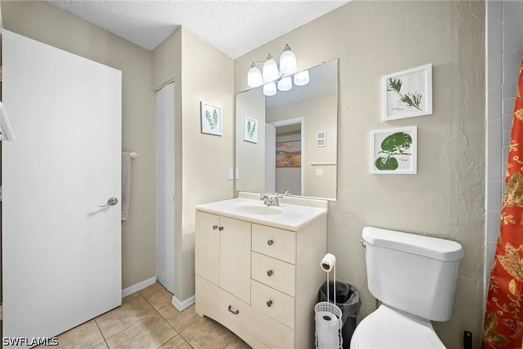 12700 Equestrian Circle Fort Myers FL 33907