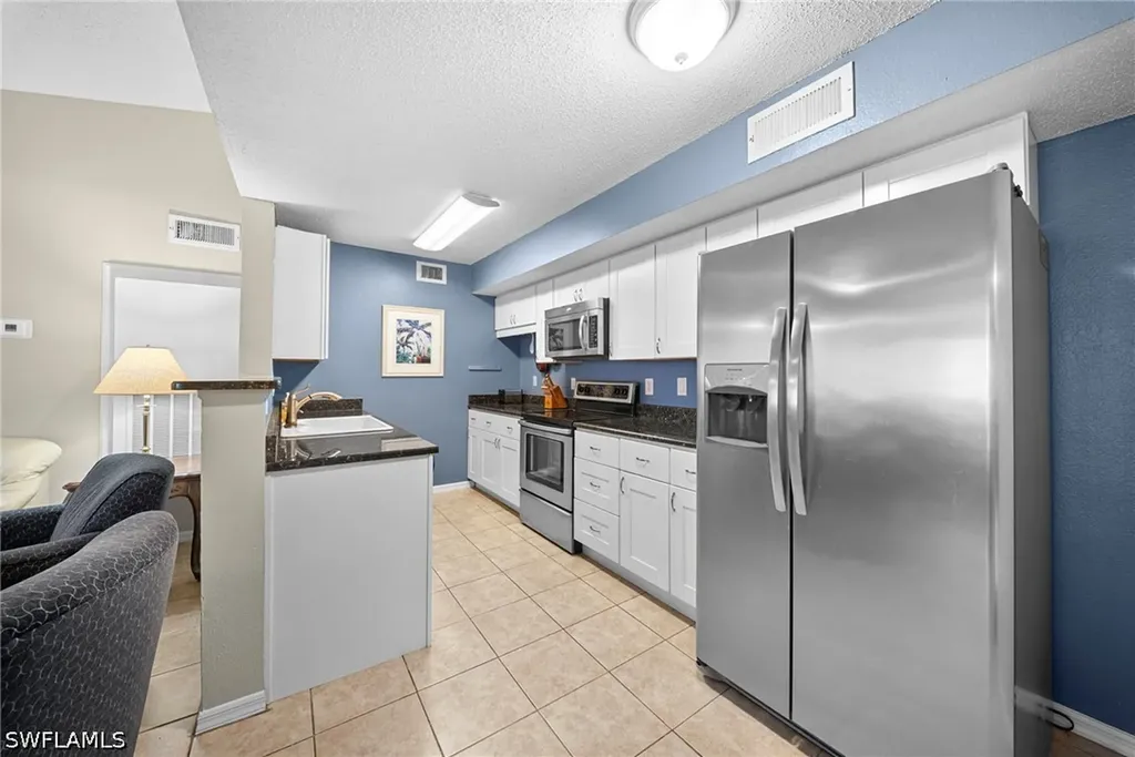 12700 Equestrian Circle Fort Myers FL 33907