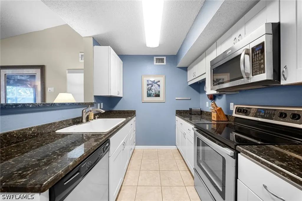 12700 Equestrian Circle Fort Myers FL 33907