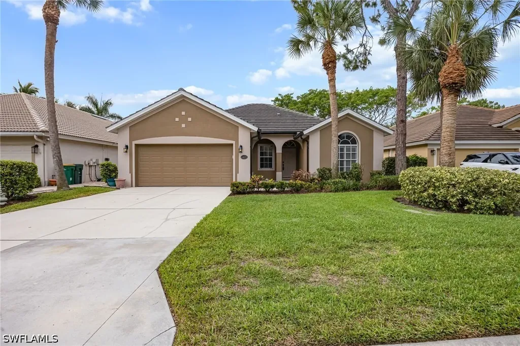 6477 Autumn Woods Boulevard Naples FL 34109