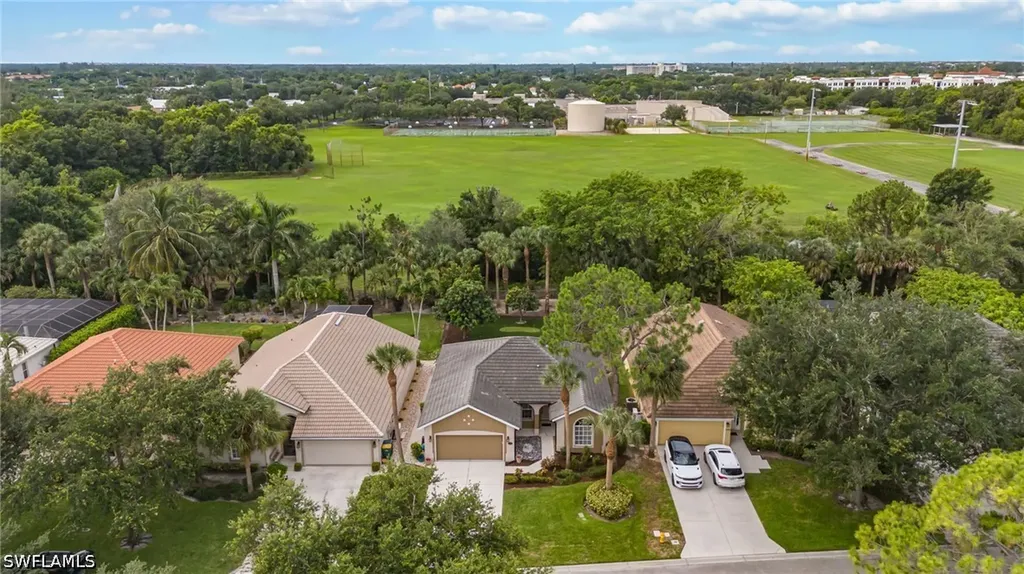 6477 Autumn Woods Boulevard Naples FL 34109