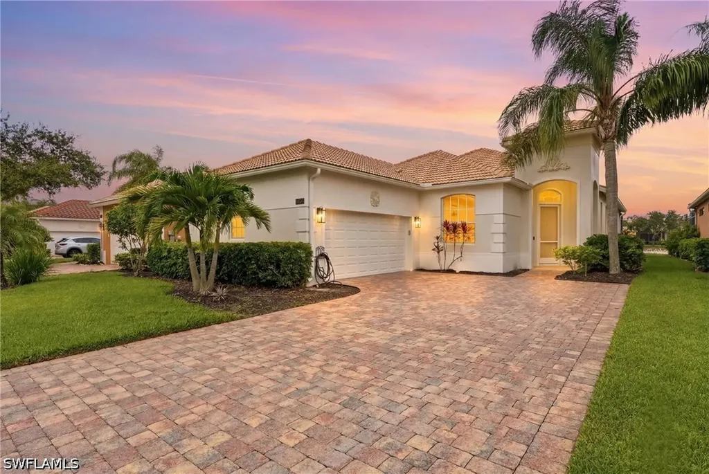 Naples FL, 15464 Cortona Way